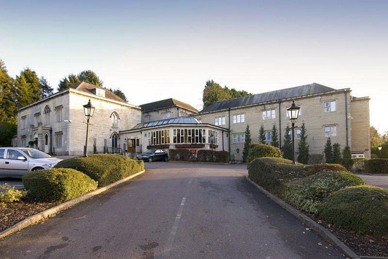 Premier Inn Stroud สเตราด์ ภายนอก รูปภาพ